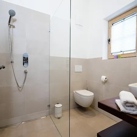 Dağ evi In Muehlbach Near Slopes, Cleaning Included *