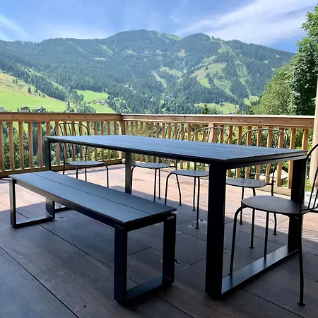 In Muehlbach Near Slopes, Cleaning Included Dağ evi Mühlbach am Hochkönig